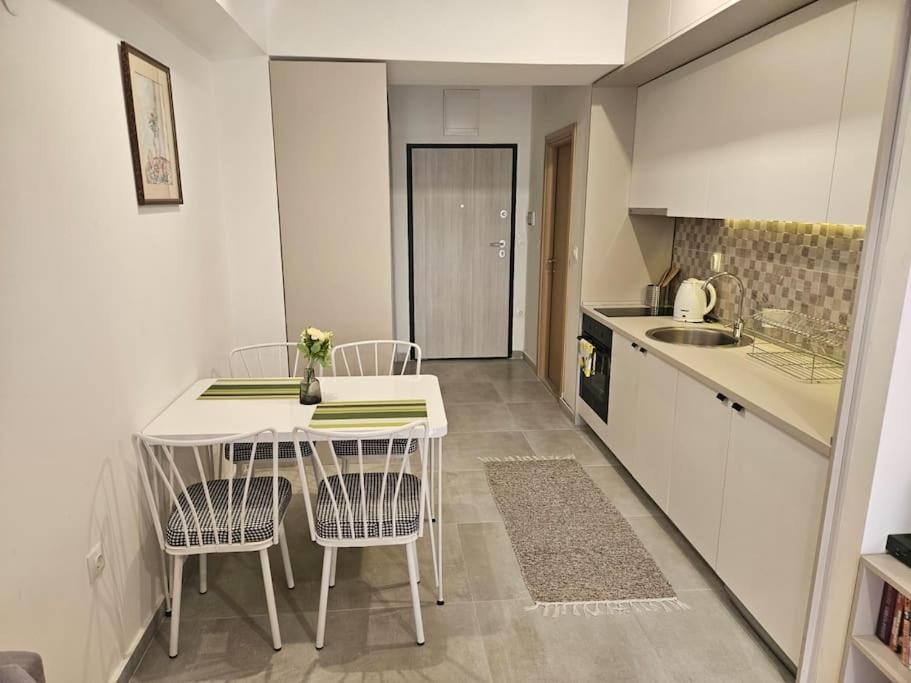 Milo Apartment Скопье Экстерьер фото